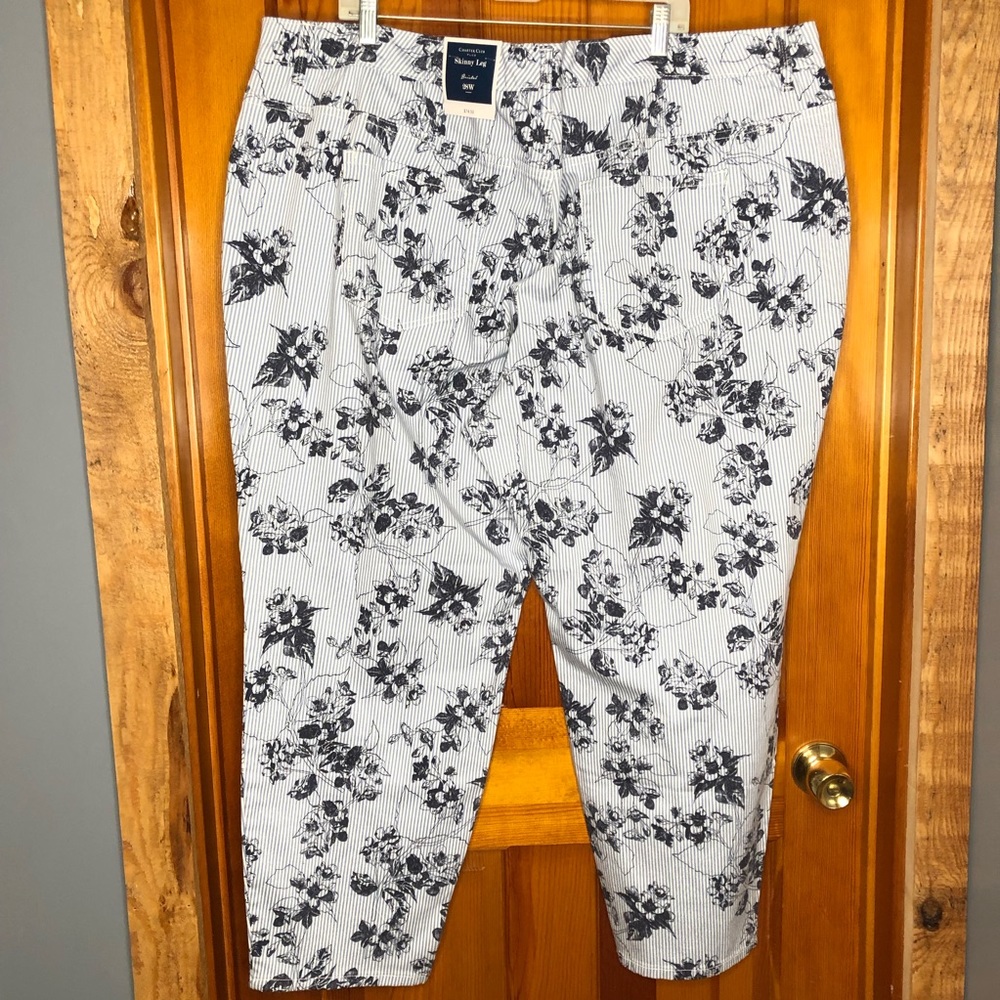 Charter Club Plus Skinny Leg Bristol Skinny Ankle size 28W blue striped floral